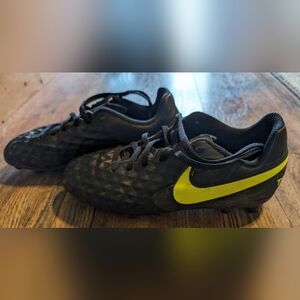 Boys Nike Soccer cleats size 3Y